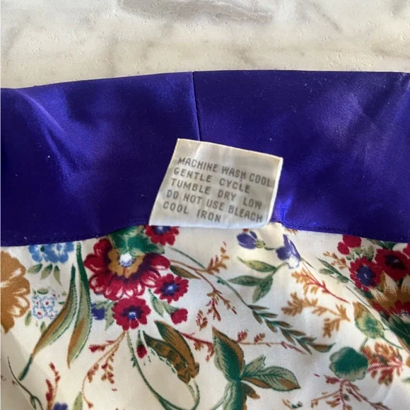 Floral Satin Robe - Picture 3 of 5